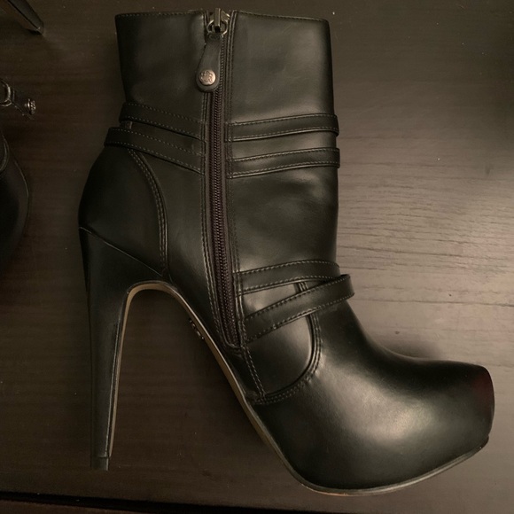 Rock&Republic Booties - Picture 9 of 9